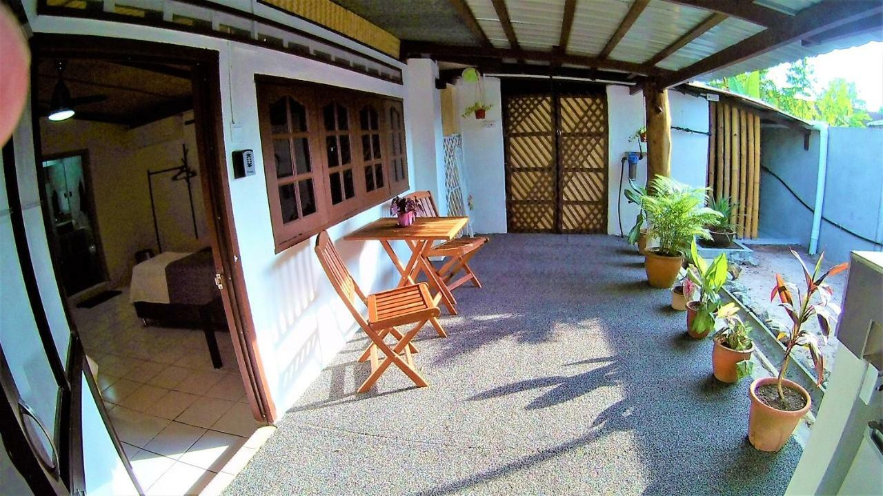 Sabandy Guesthouse Куах Экстерьер фото